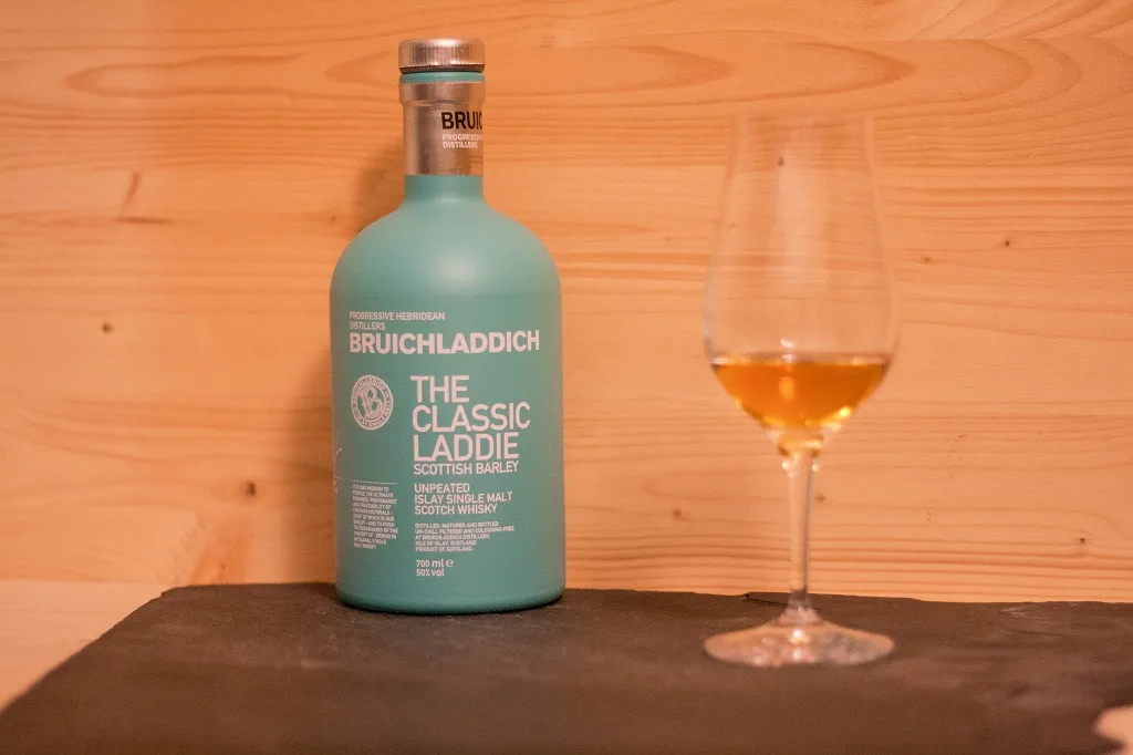 Der Bruichladdich The Classic Laddie ist wirklich ein schönes Produkt.