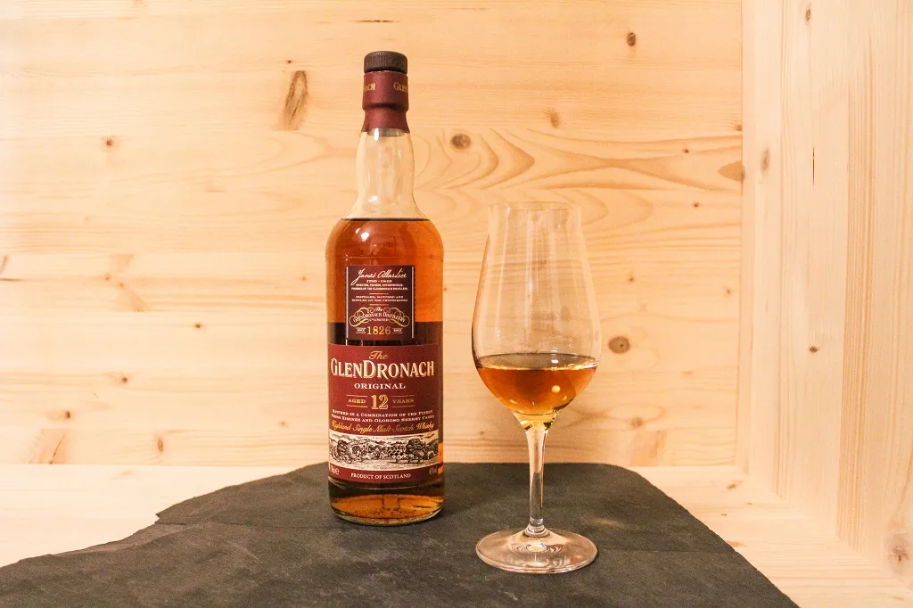 Der Glendronach 12 in seiner Pracht.