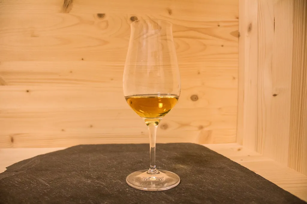 Die Farbe des Highland Park 12 im schönen Bernstein.