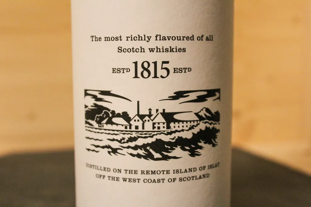 Der Herstellungsort des Laphroaig 10.