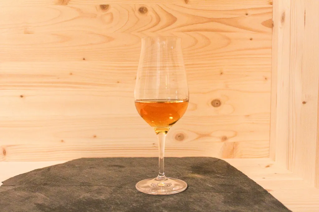 Die goldene Färbung des Talisker 10.