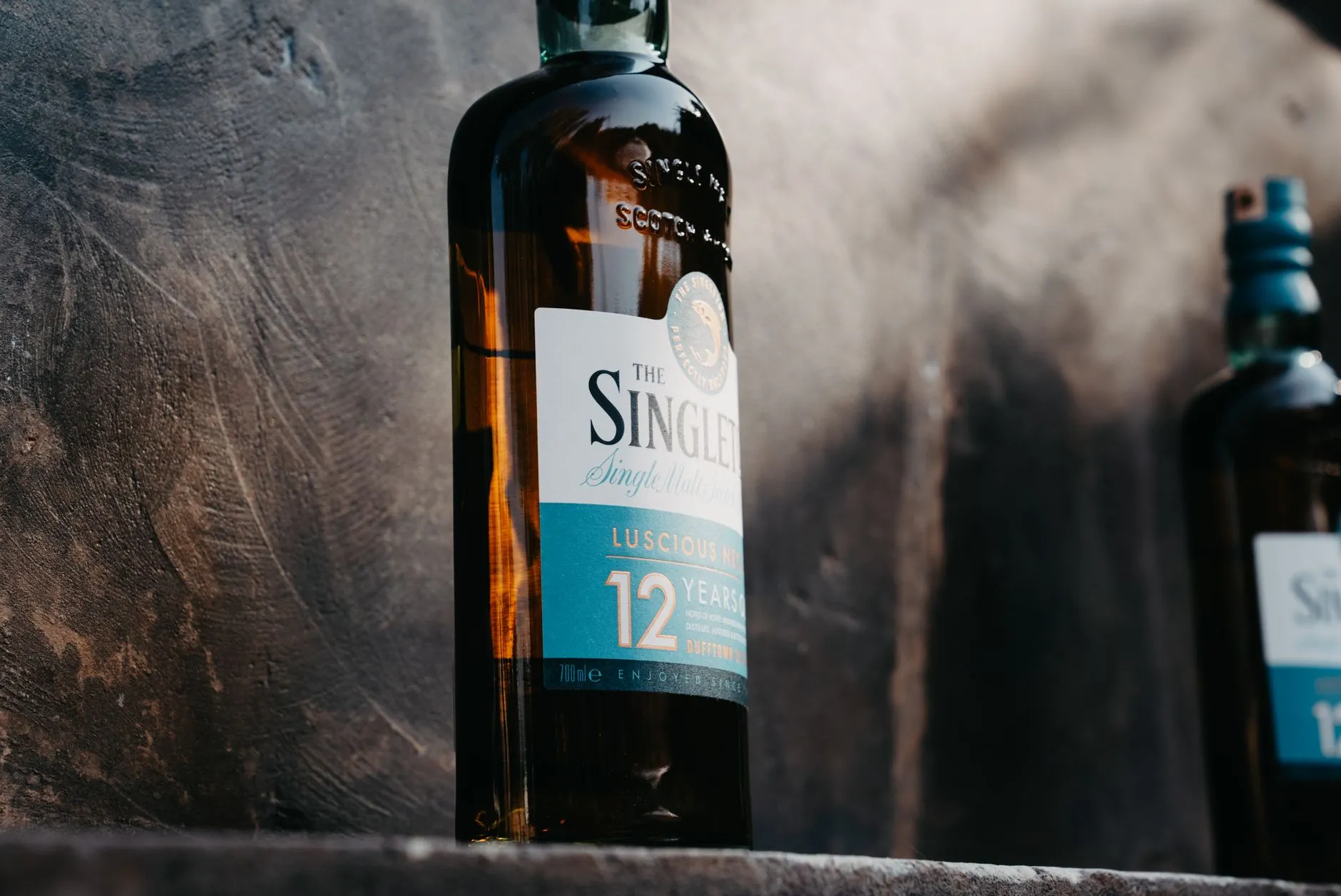 Eine Flasche 12 Jahre alter Single Malt Whisky