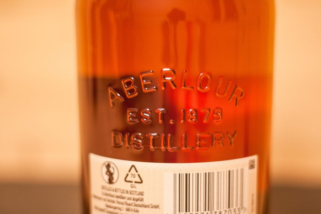 Auch das Gründungsjahr durfte auf der Flasche des Aberlour 12 nicht fehlen.